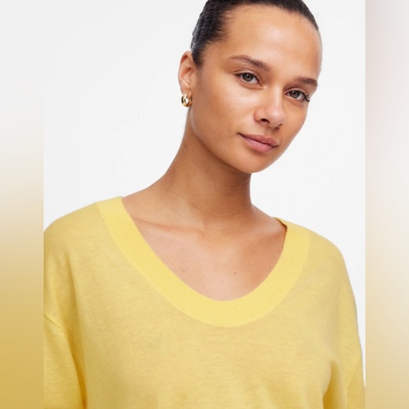 Madewell Cashmere U-Neck Pullover in Iced Lemon Yellow Size Small - Picture 2 of 13